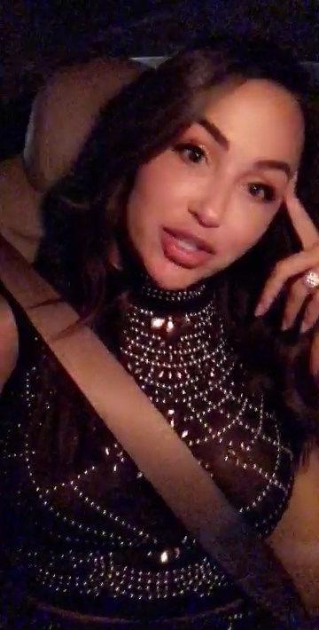 19P Ana Cheri Cleavage