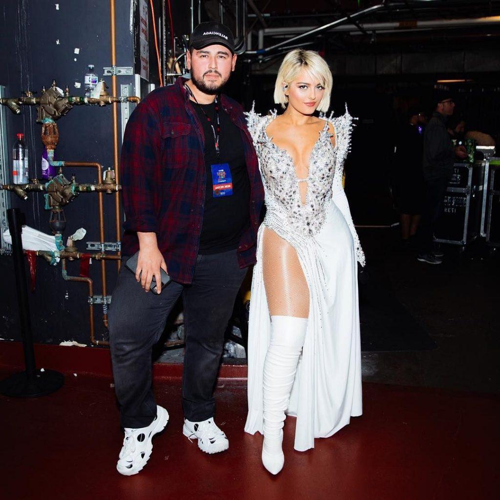 18P Bebe Rexha Cleavage