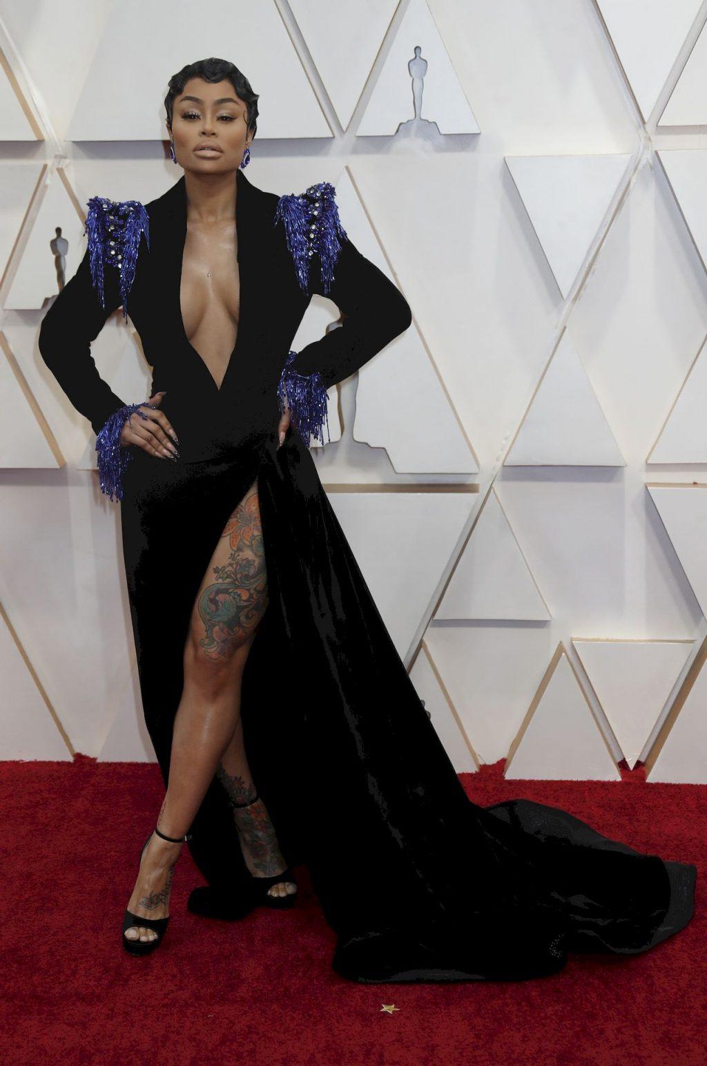 4P Blac Chyna Cleavage