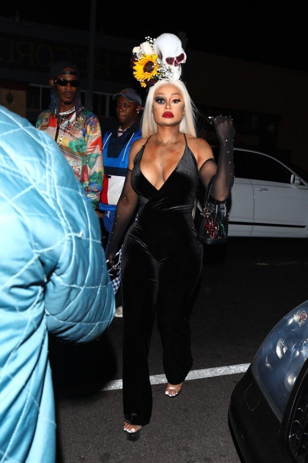 5P Blac Chyna Cleavage