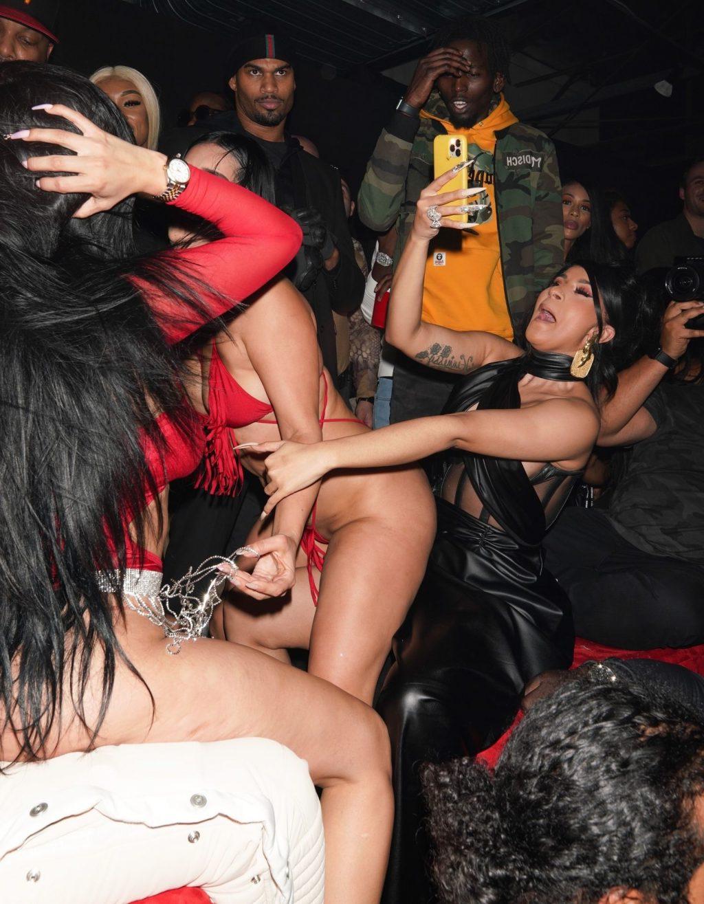 5P Cardi B Cleavage