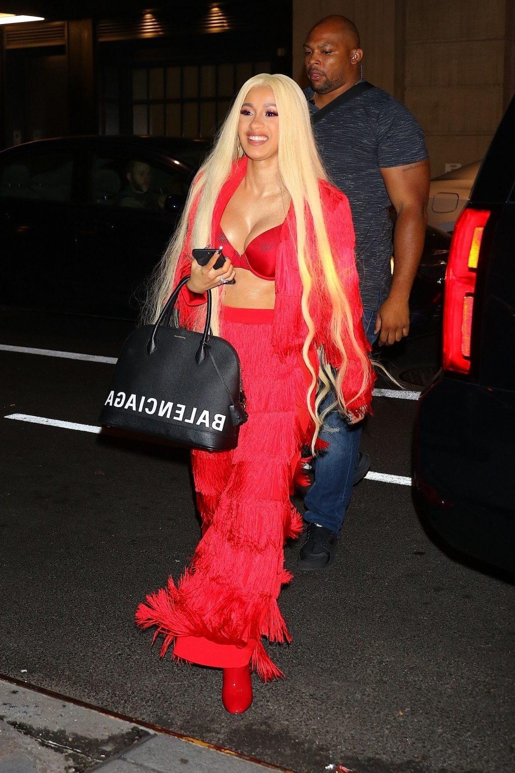 24P Cardi B Cleavage