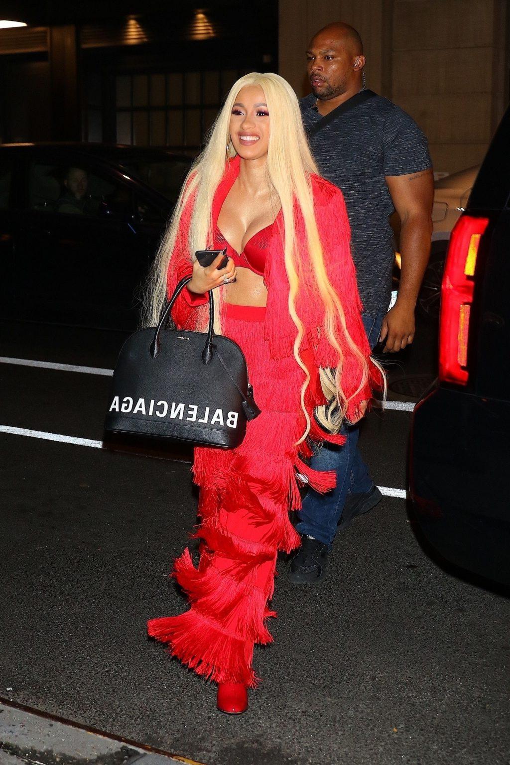24P Cardi B Cleavage