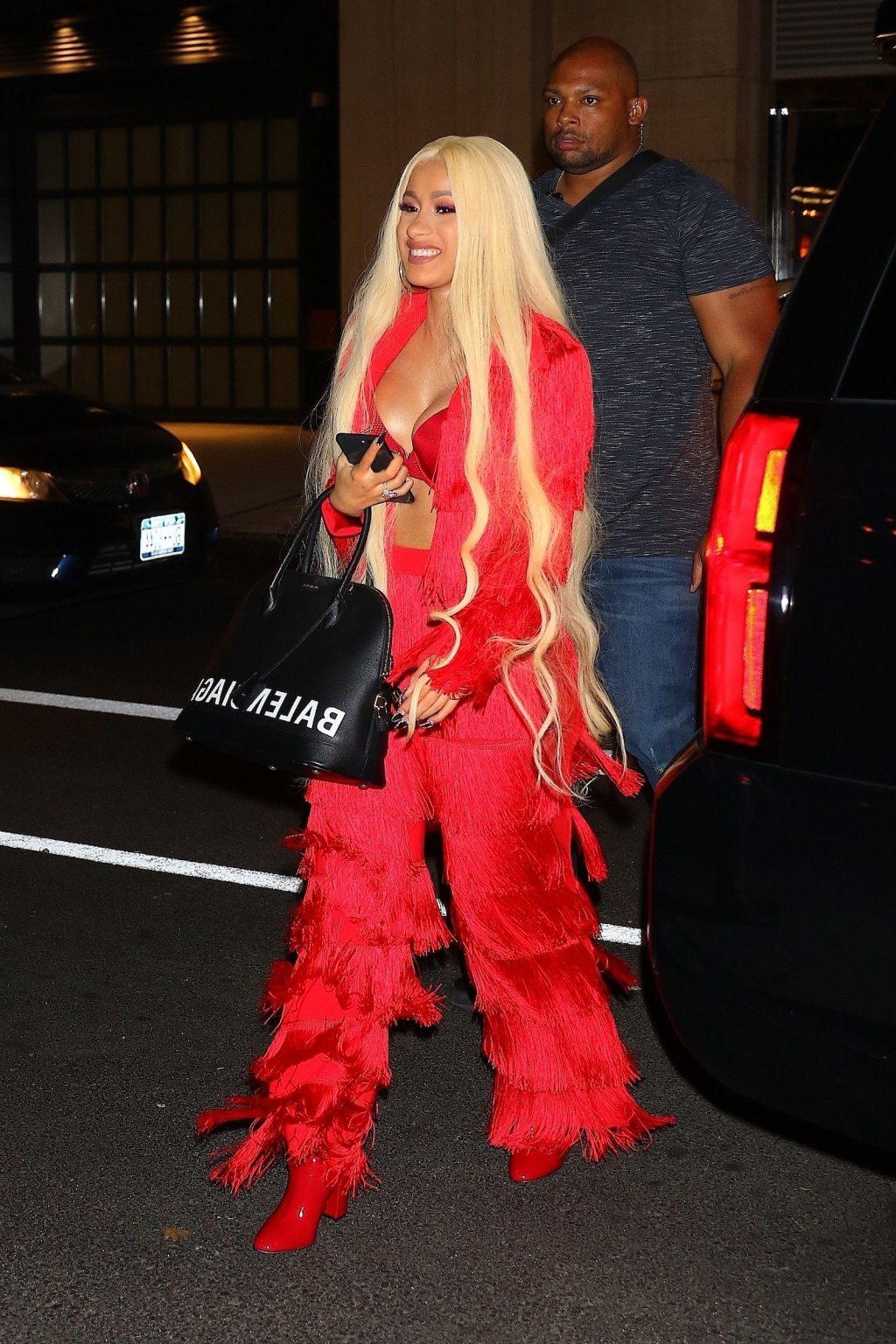 24P Cardi B Cleavage