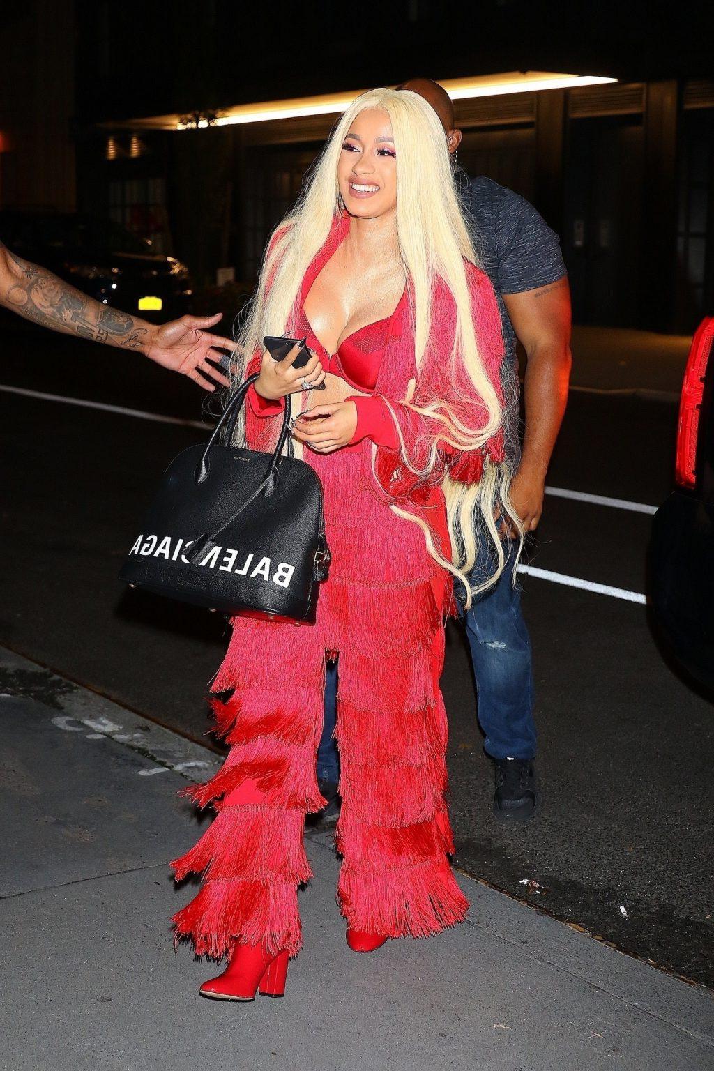 24P Cardi B Cleavage