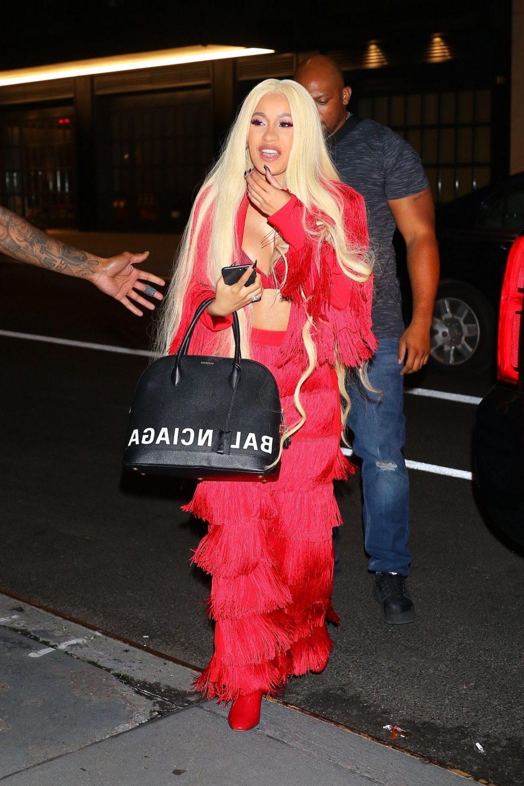 24P Cardi B Cleavage