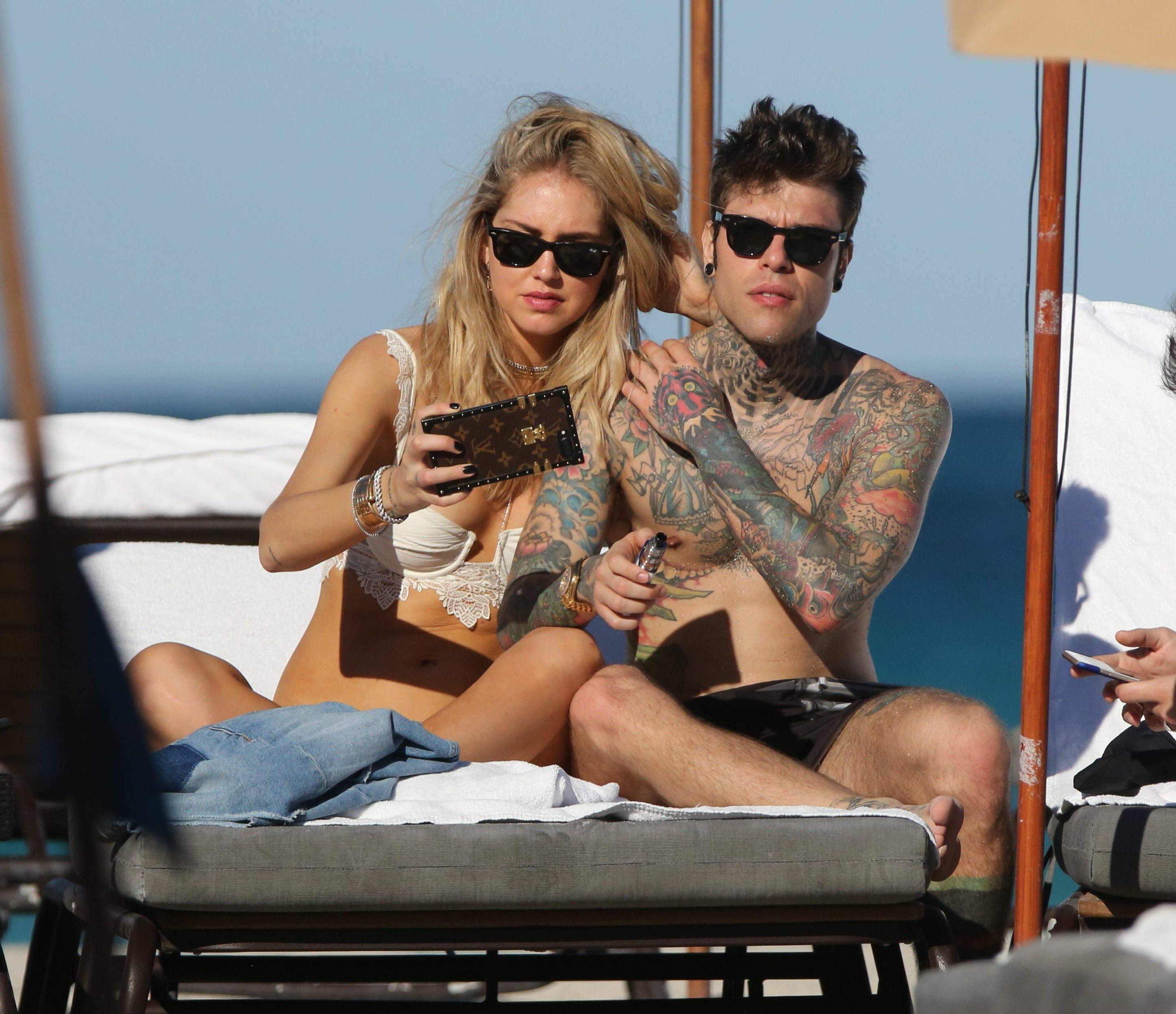 23P Chiara Ferragni Nip Slip Photos