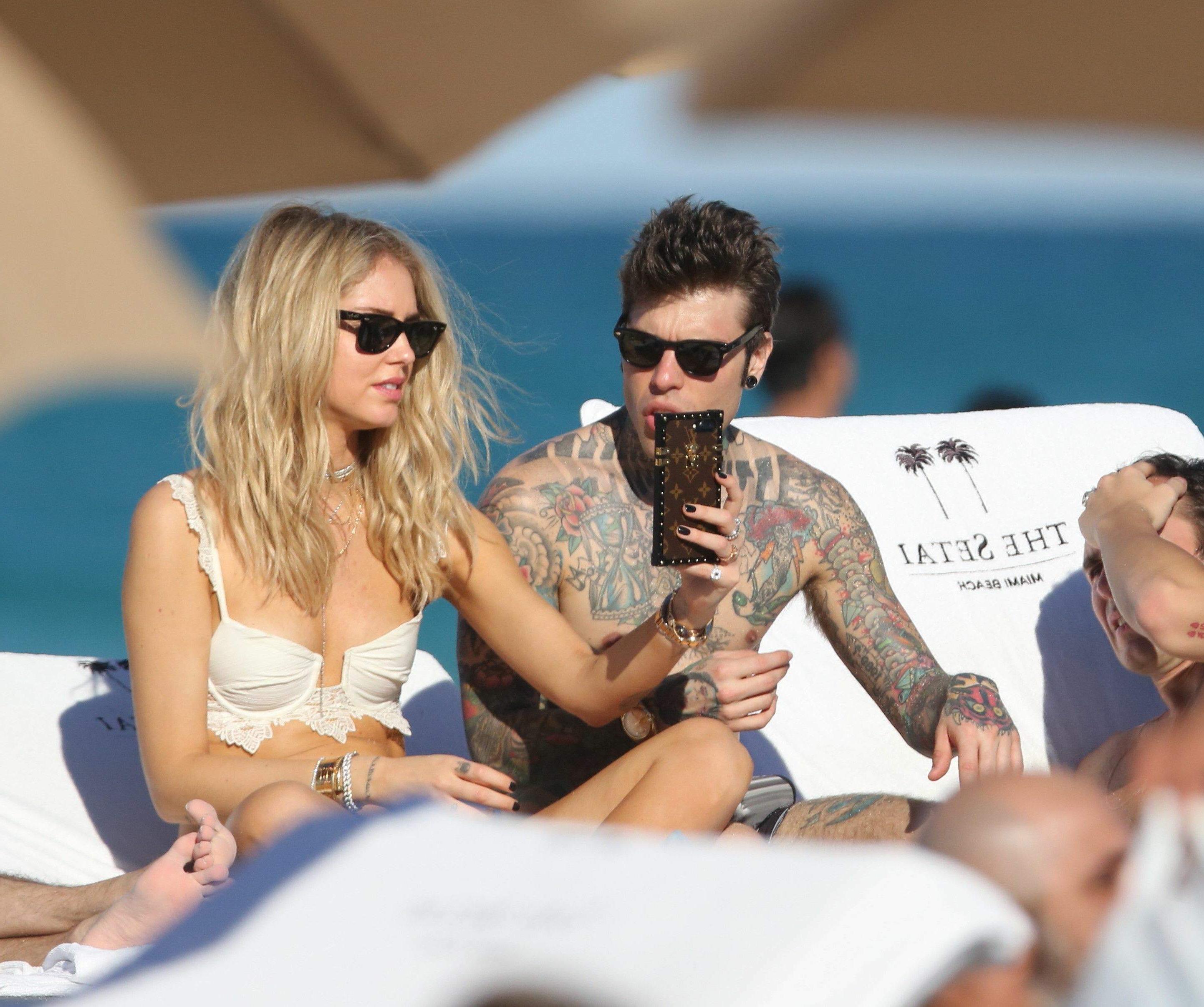 23P Chiara Ferragni Nip Slip Photos