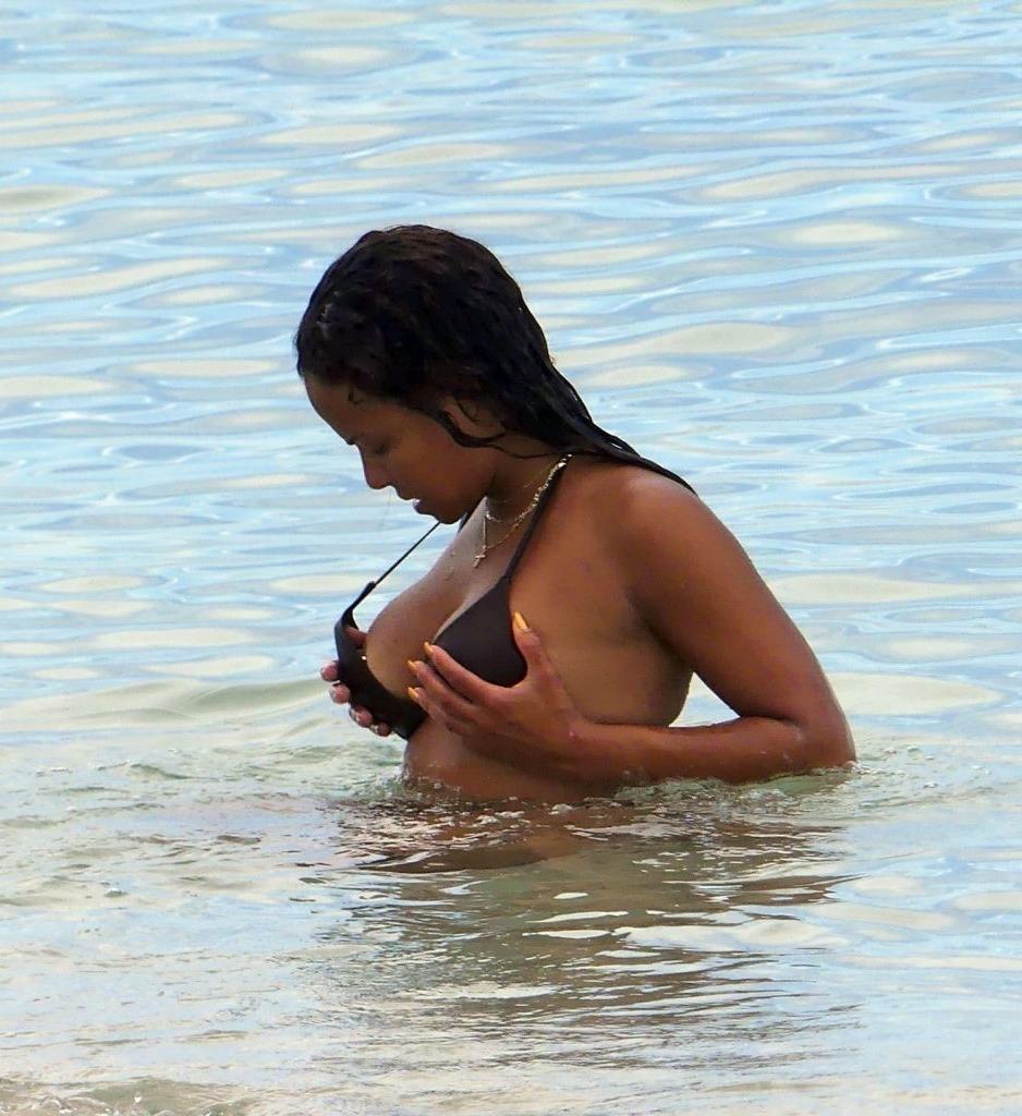 9P Christina Milian Nip Slip