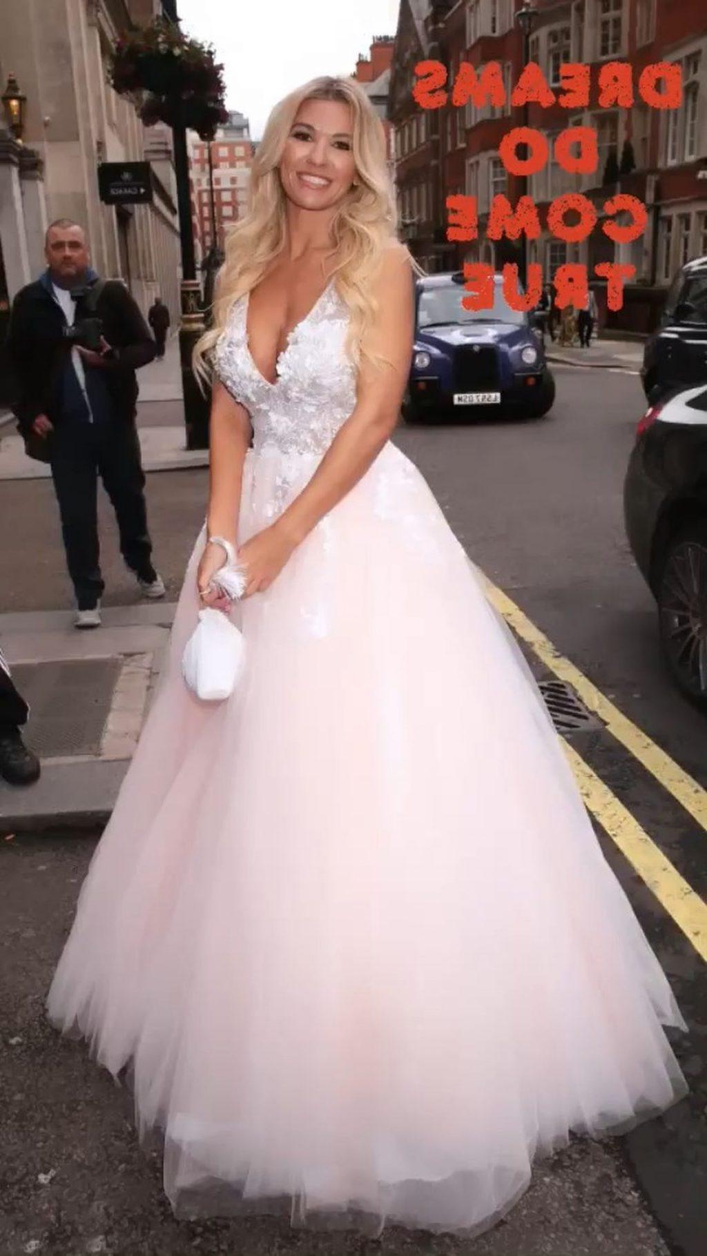 4P Christine McGuinness Cleavage