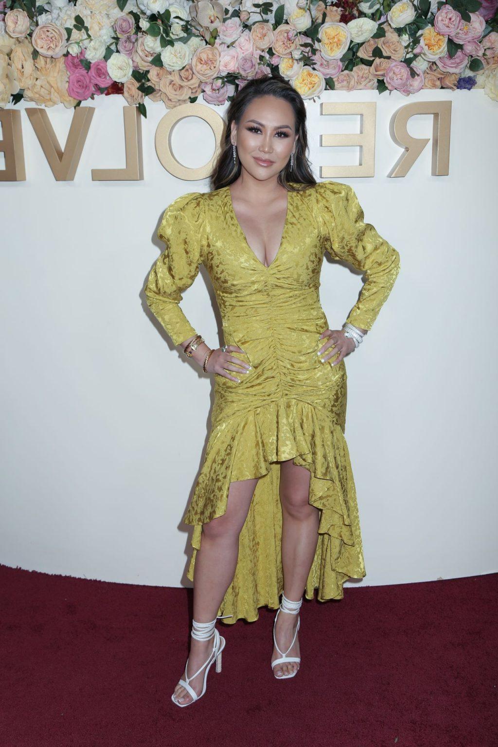 6P Dorothy Wang Cleavage