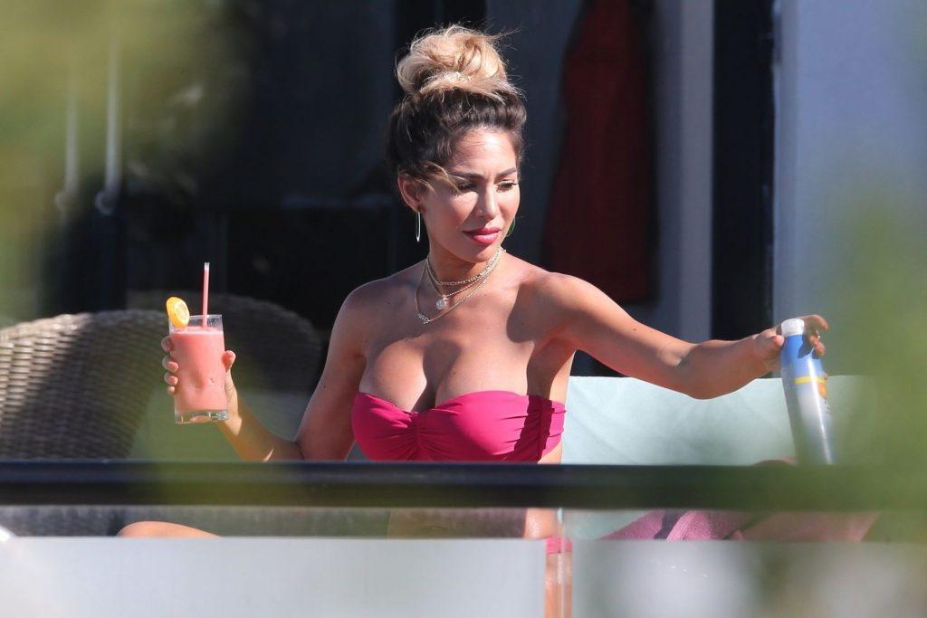 4P Farrah Abraham Cleavage