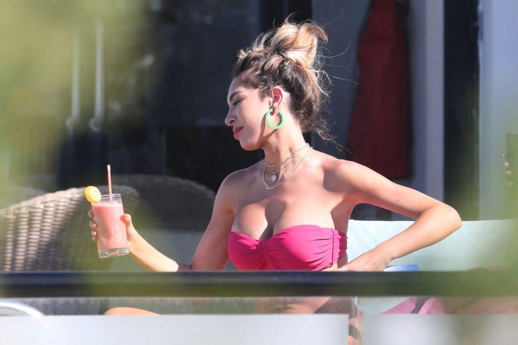 4P Farrah Abraham Cleavage