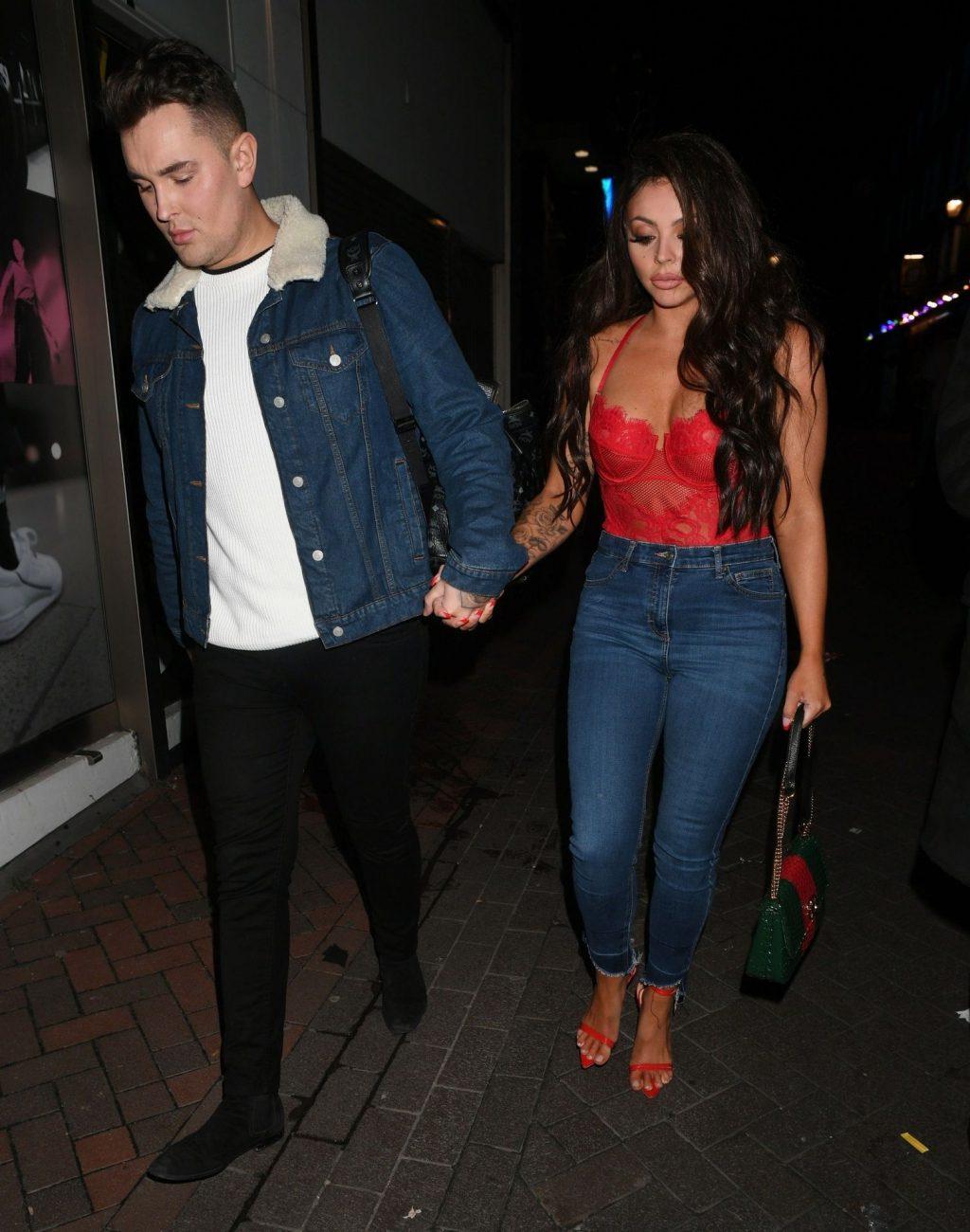 25P Jesy Nelson Cleavage