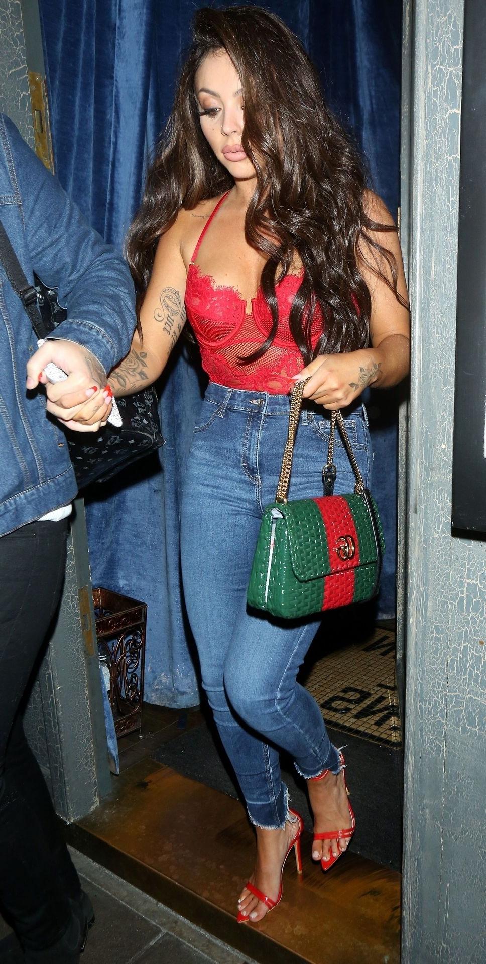 25P Jesy Nelson Cleavage