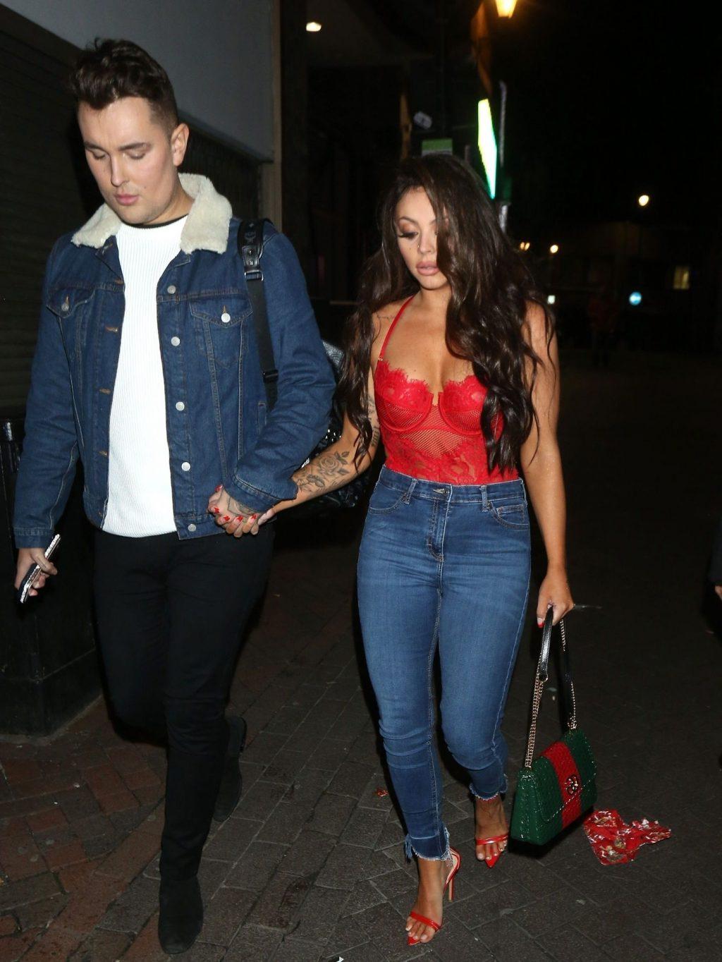 25P Jesy Nelson Cleavage