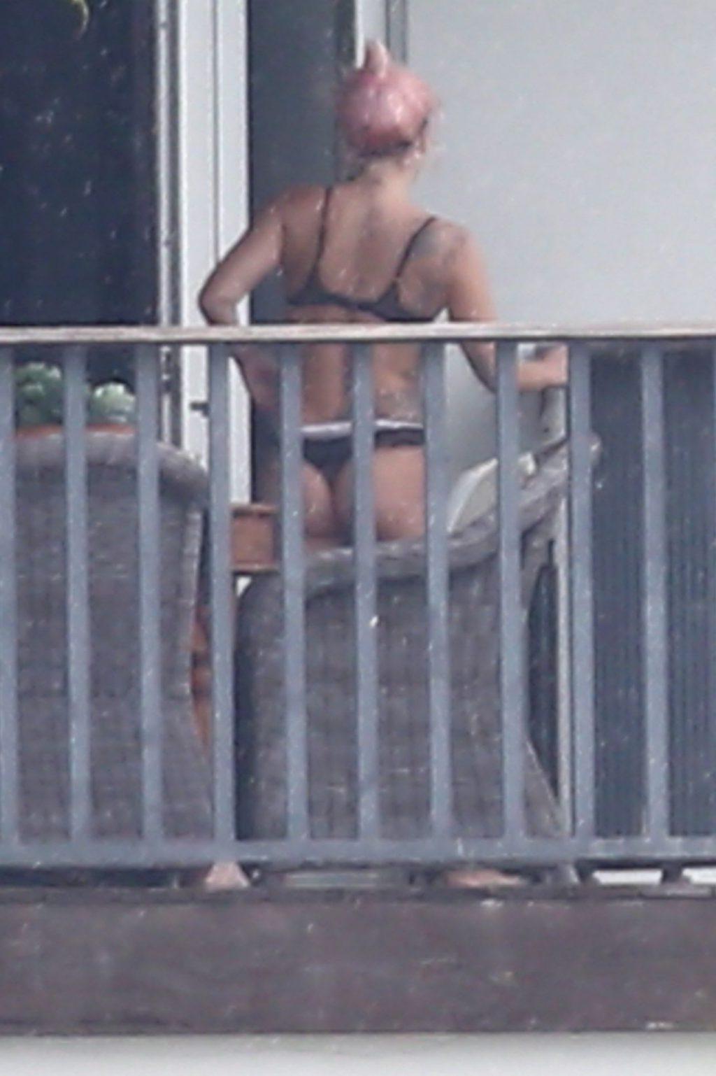 4P Lady Gaga Sexy