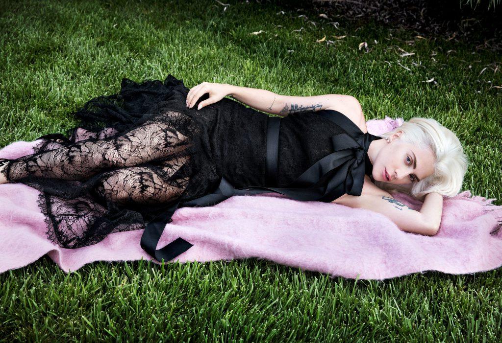 8P Lady Gaga Hot