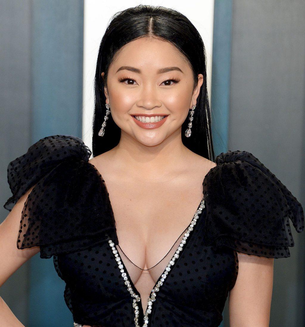 4P Lana Condor Cleavage