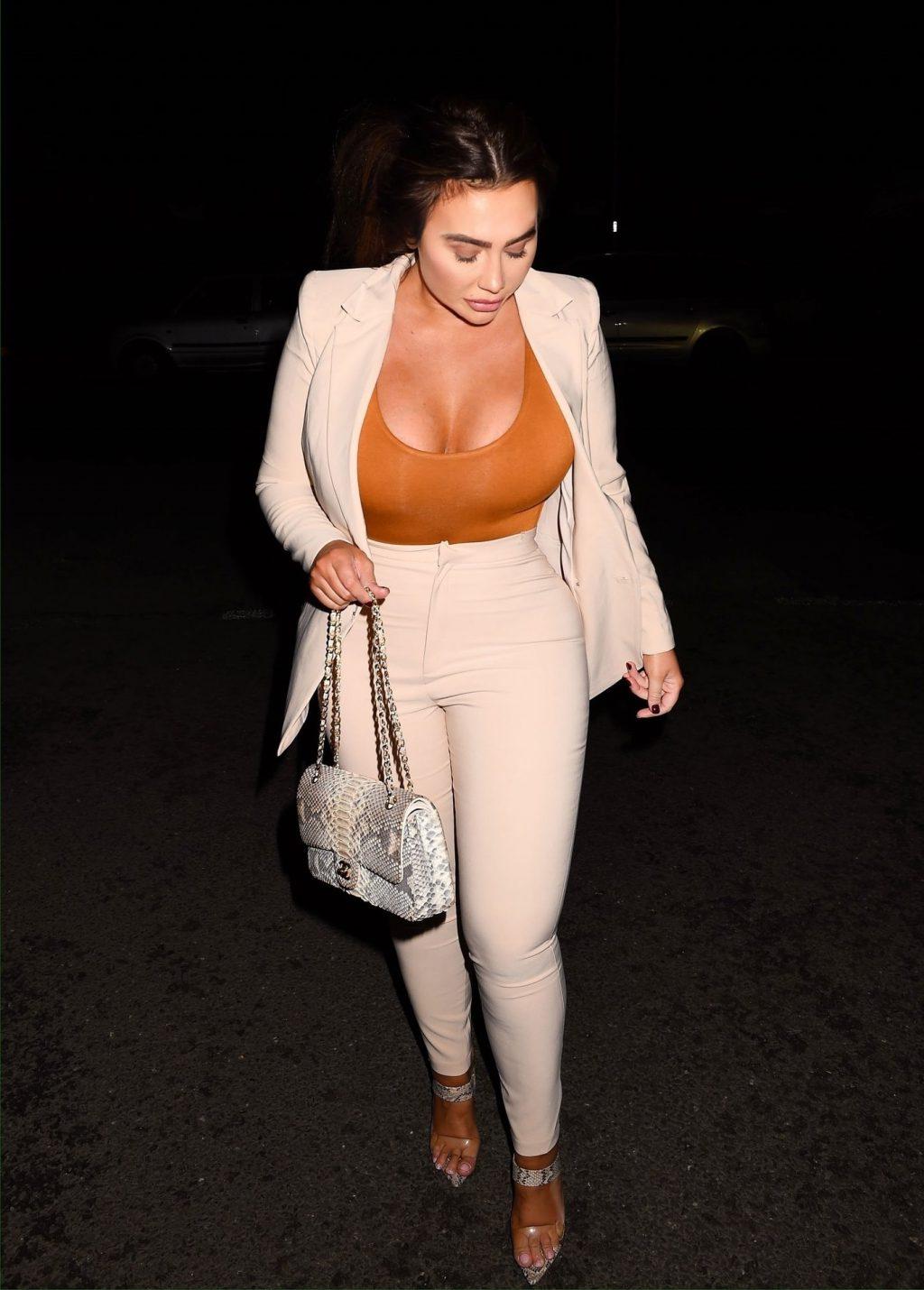 4P Lauren Goodger Cleavage
