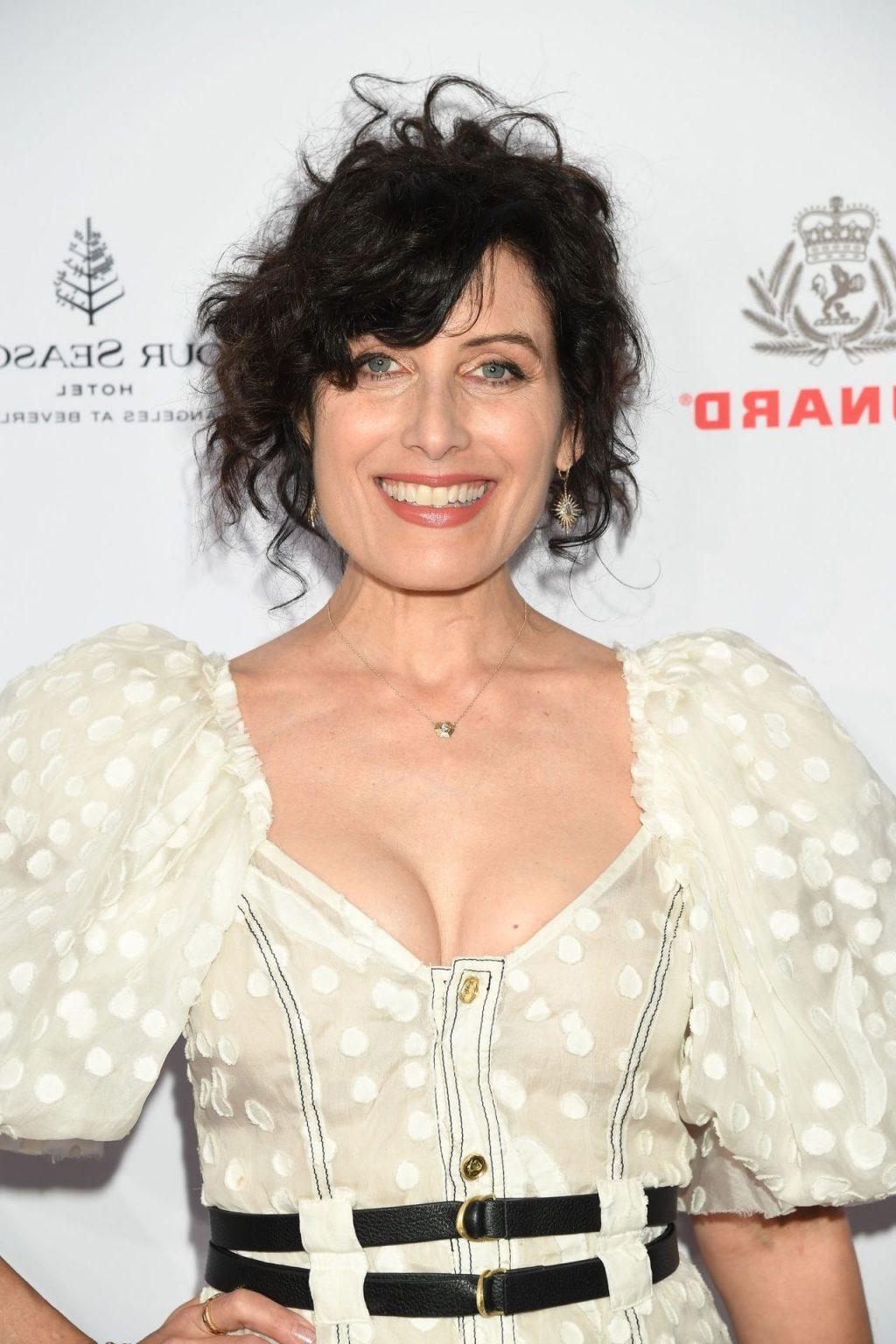 5P Lisa Edelstein Cleavage