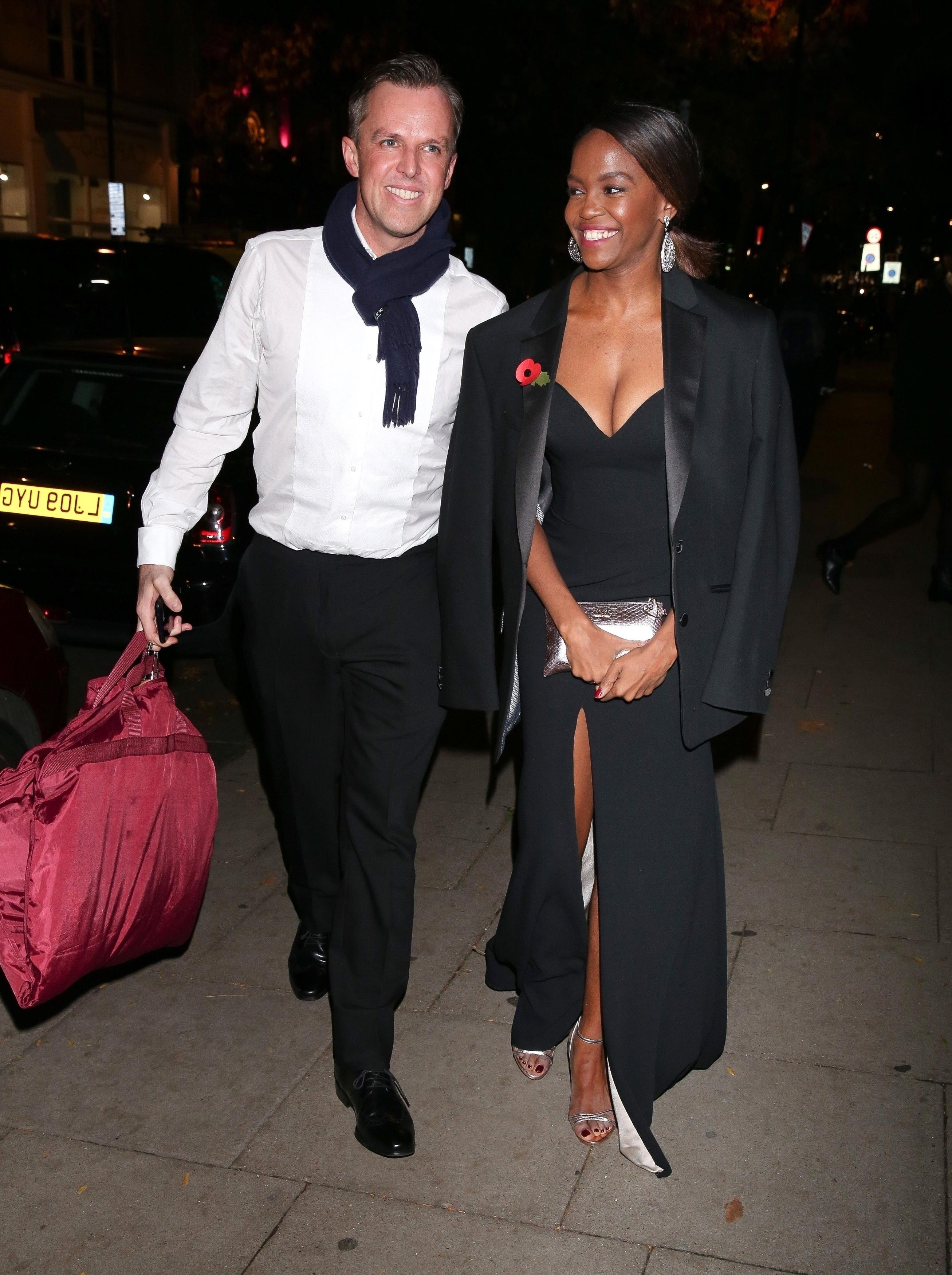 14P Oti Mabuse Cleavage