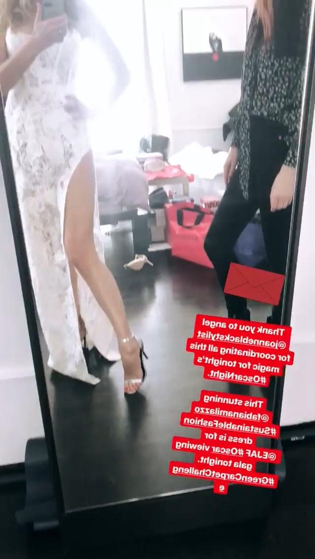 4P Petra Nemcova Cleavage