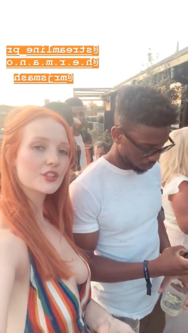 21P Victoria Clay Cleavage