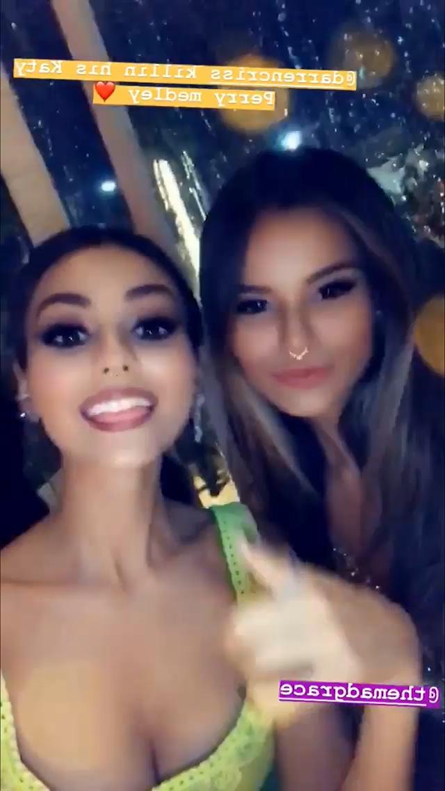 6P Victoria Justice Cleavage