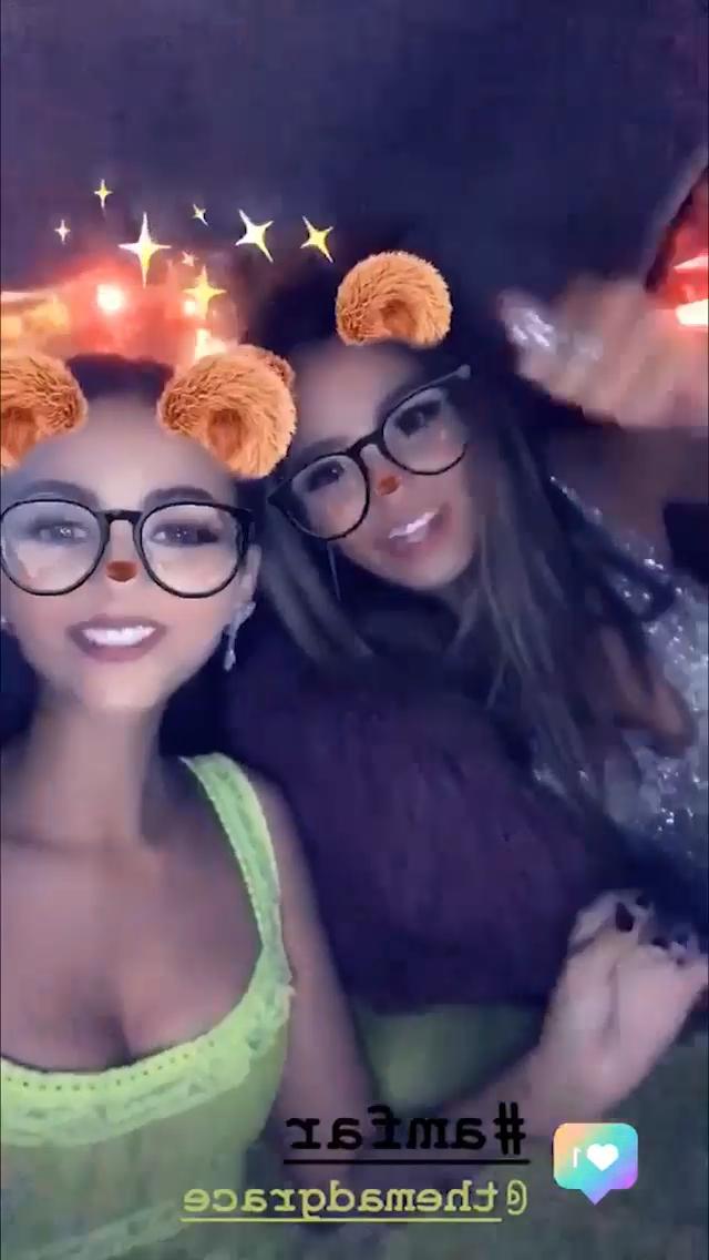 6P Victoria Justice Cleavage