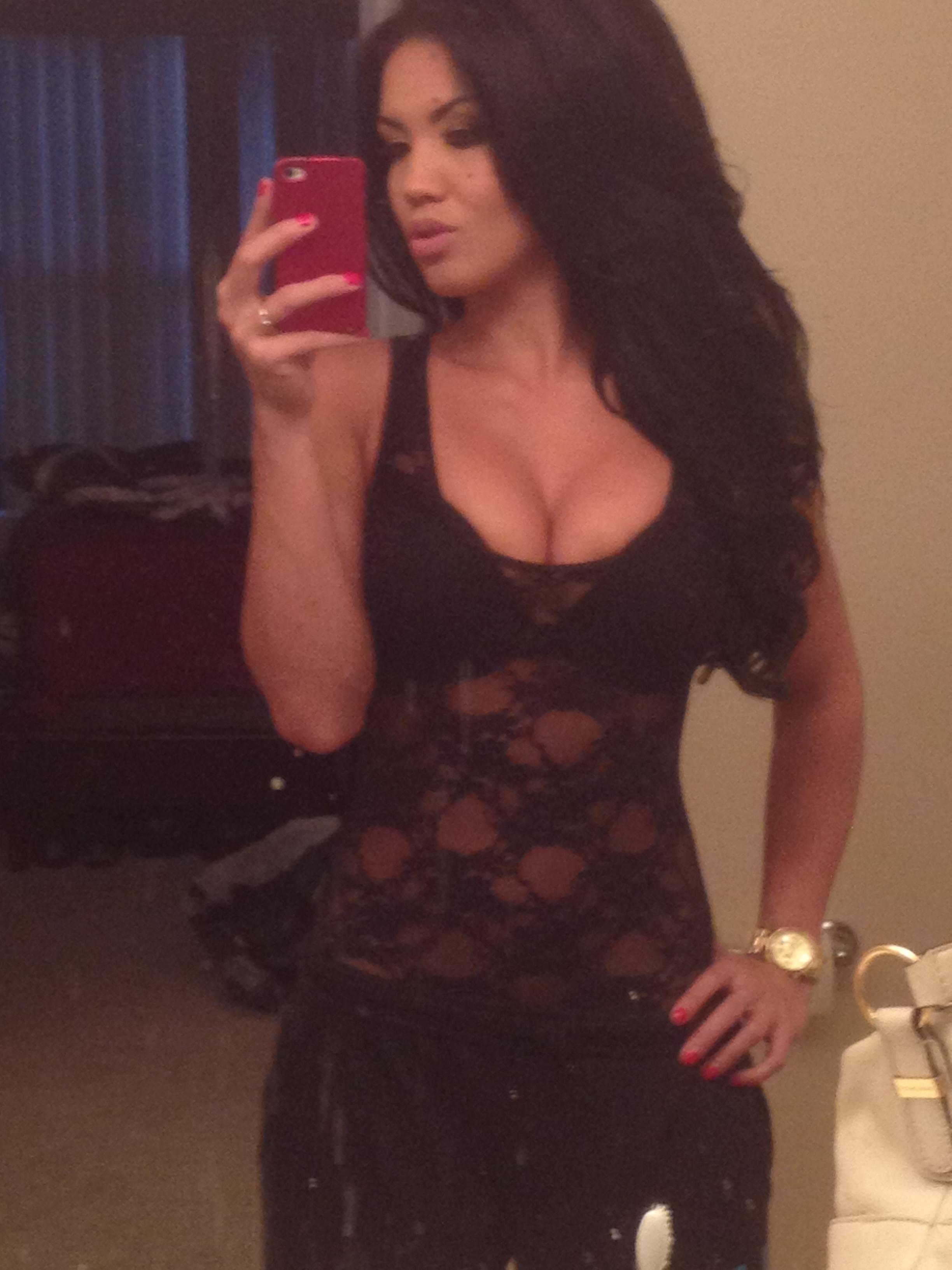 25P Gorgeous Wailana Geisen naked pics