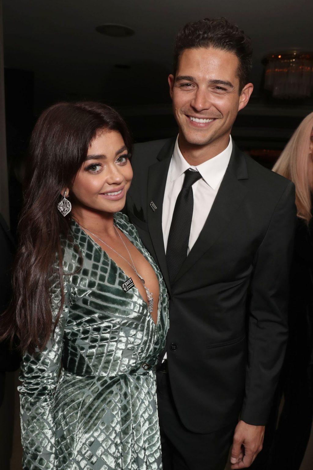 25P Sarah Hyland Cleavage