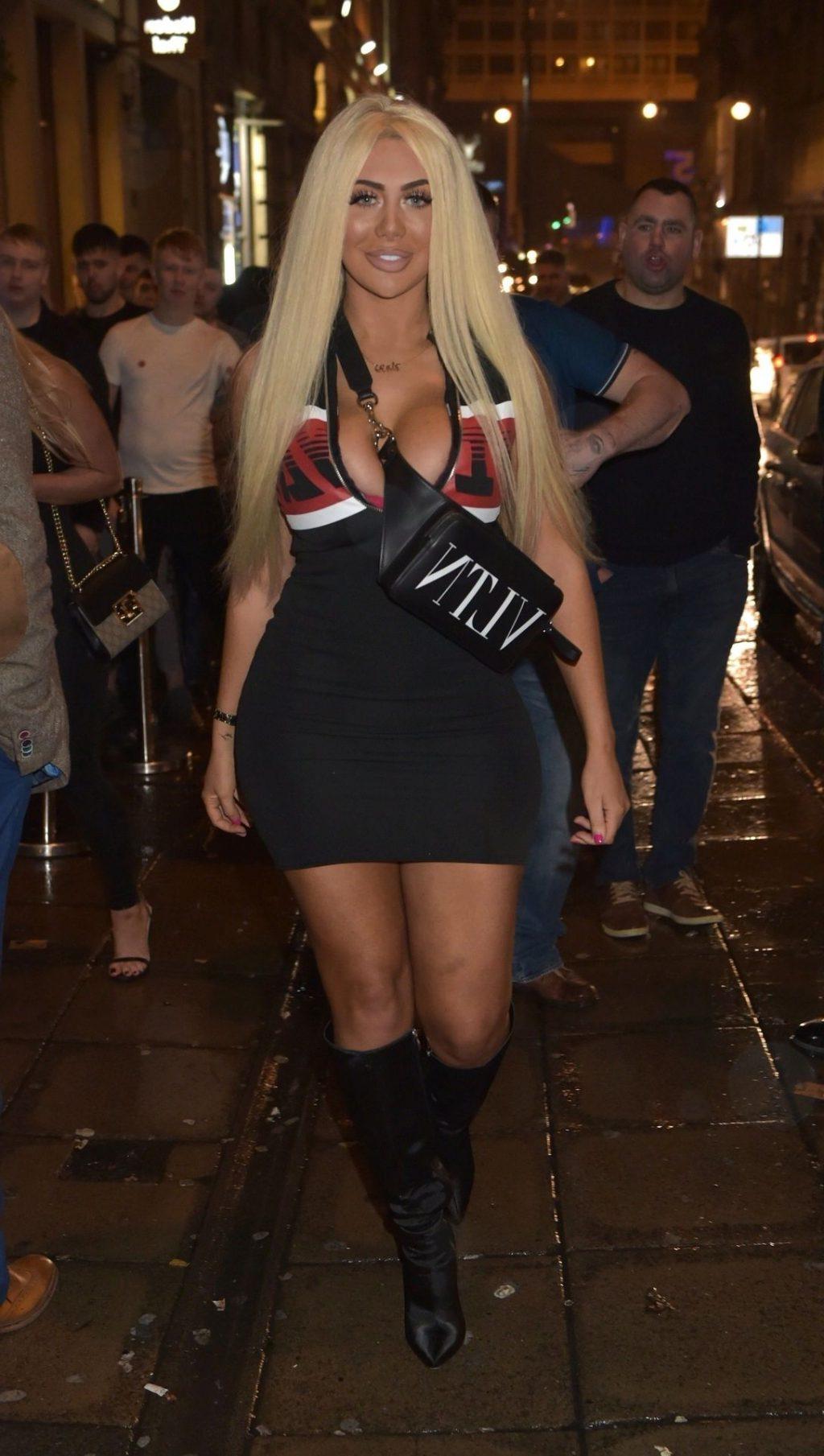 25P Chloe Ferry Cleavage