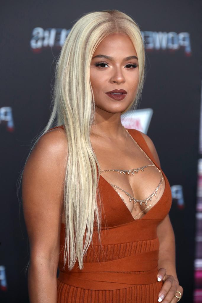 8P Christina Milian Sexy Cleavage Photos
