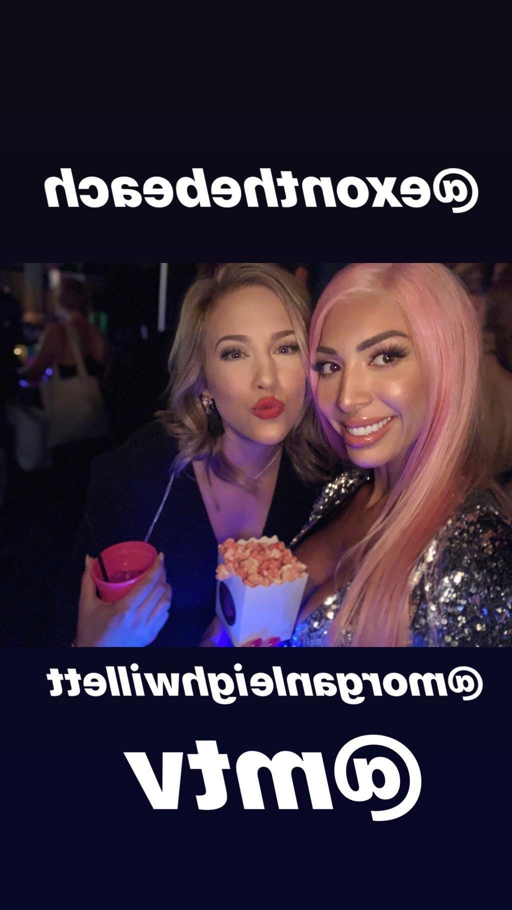 22P Farrah Abraham Cleavage