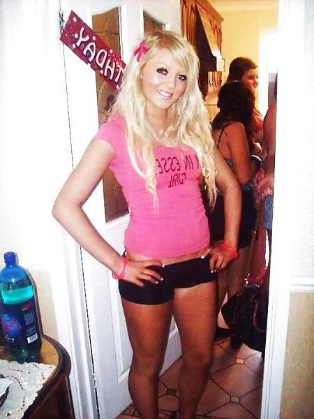 25P Real Social Network Sluts