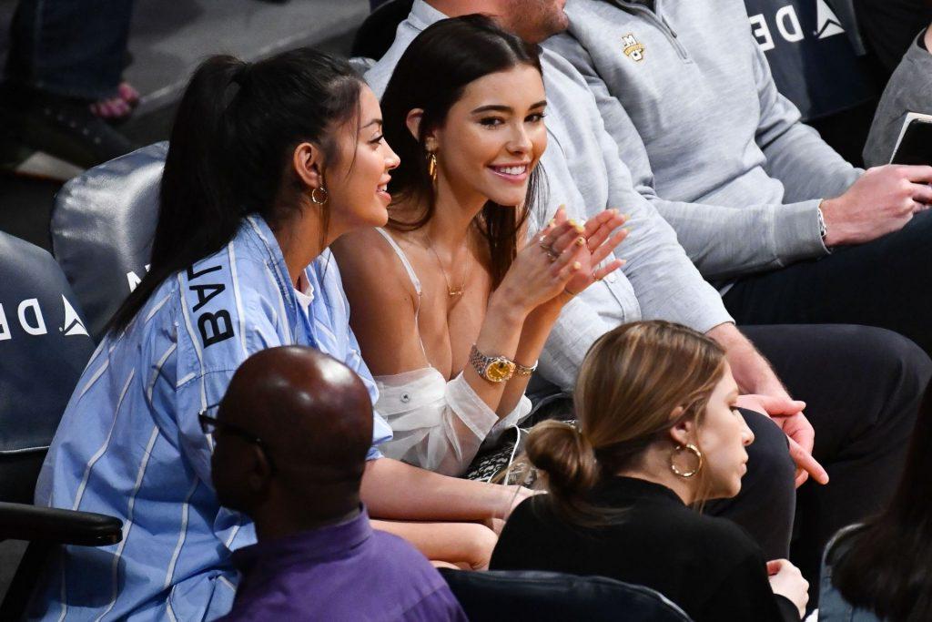 4P Madison Beer Cleavage