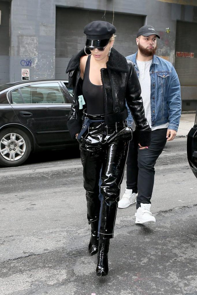 25P Rita Ora And Her Gorgeous Left Nipple