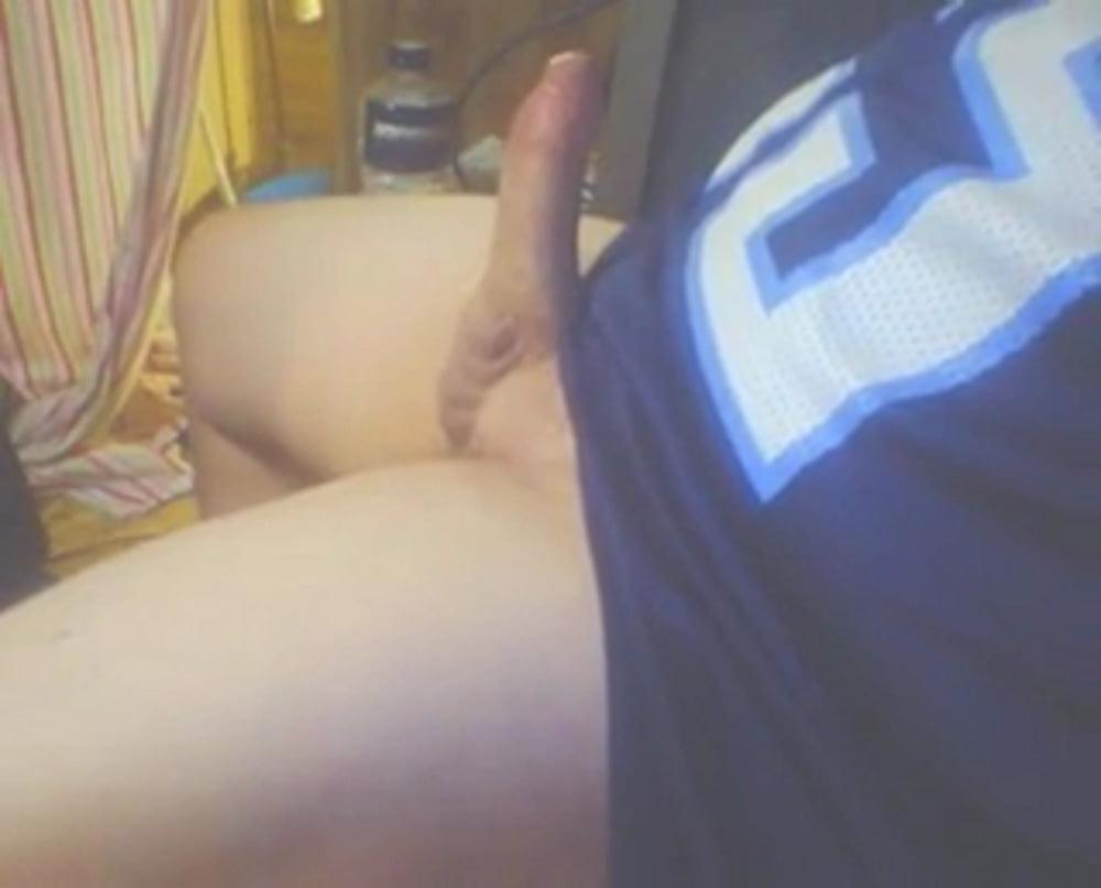25P TENNESSEE TITAN HANDJOB