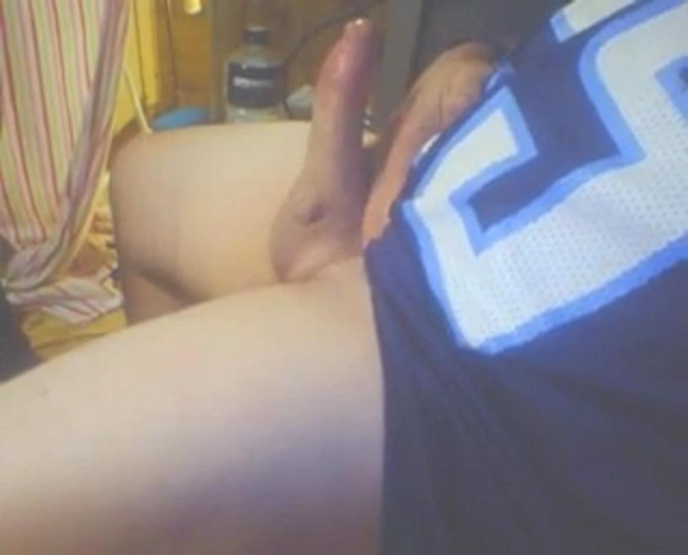 25P TENNESSEE TITAN HANDJOB