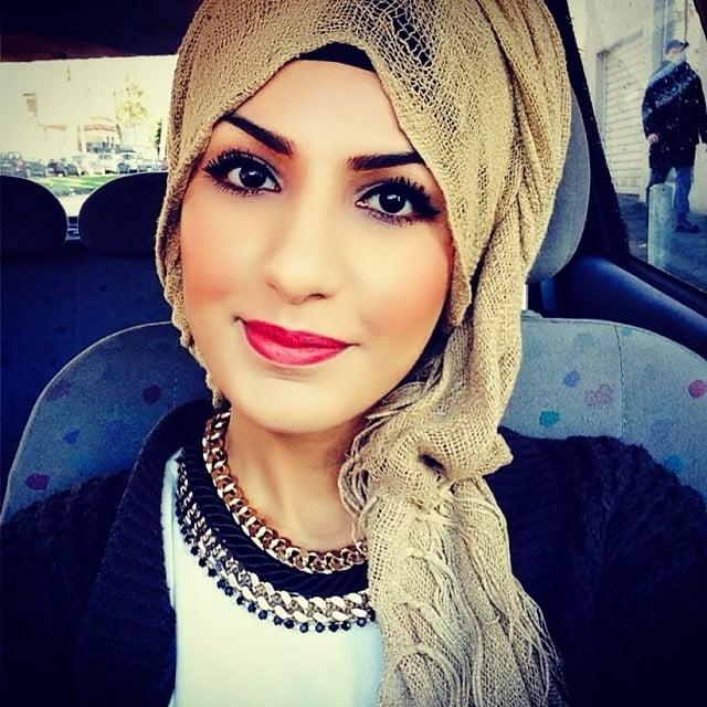 16P Hot Turkish Instagram Hijab Lady