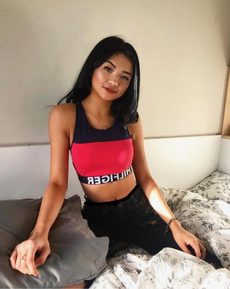25P Gorgeous Indo Girl Sharon (non-nudes)