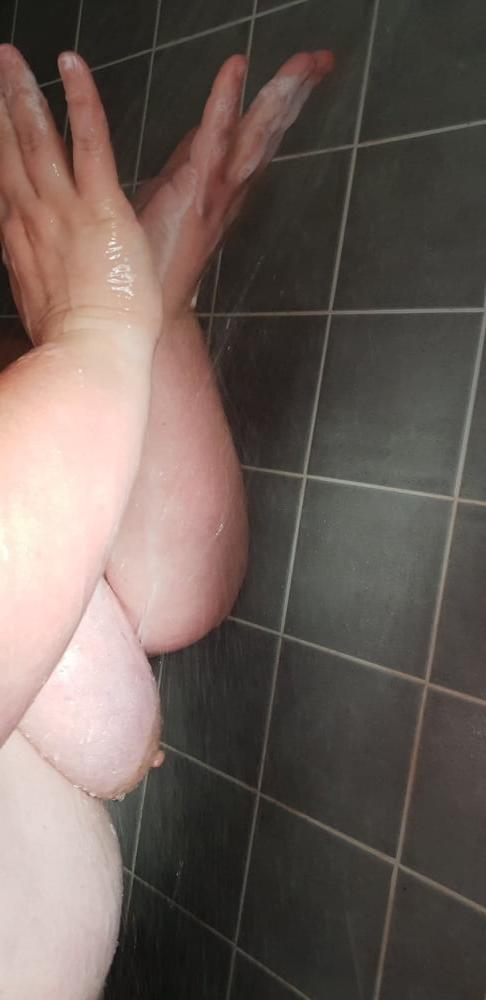7P Shower time