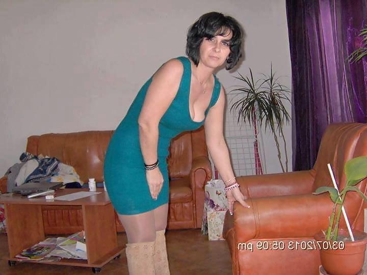 25P Gorgeous Mature Ladies 35
