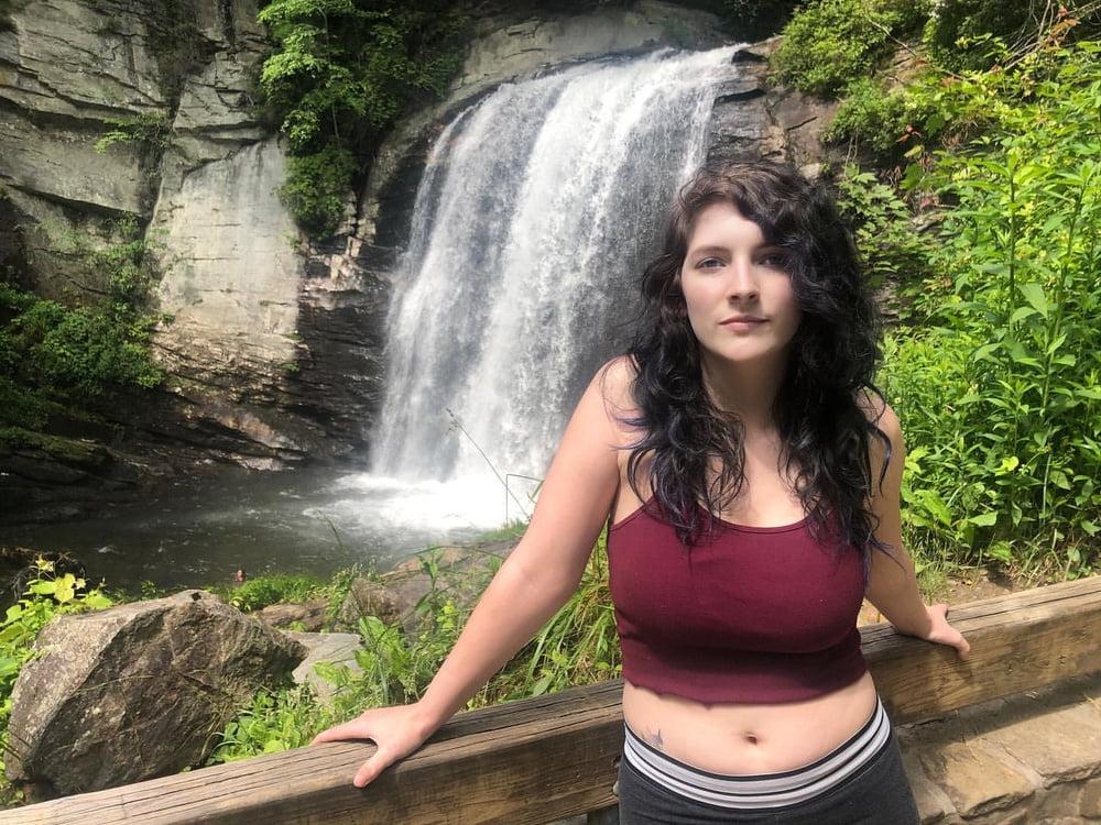 25P Thick Goth Slut Heather