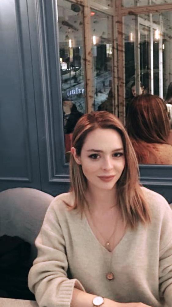 25P Turkish Sexy Newswoman
