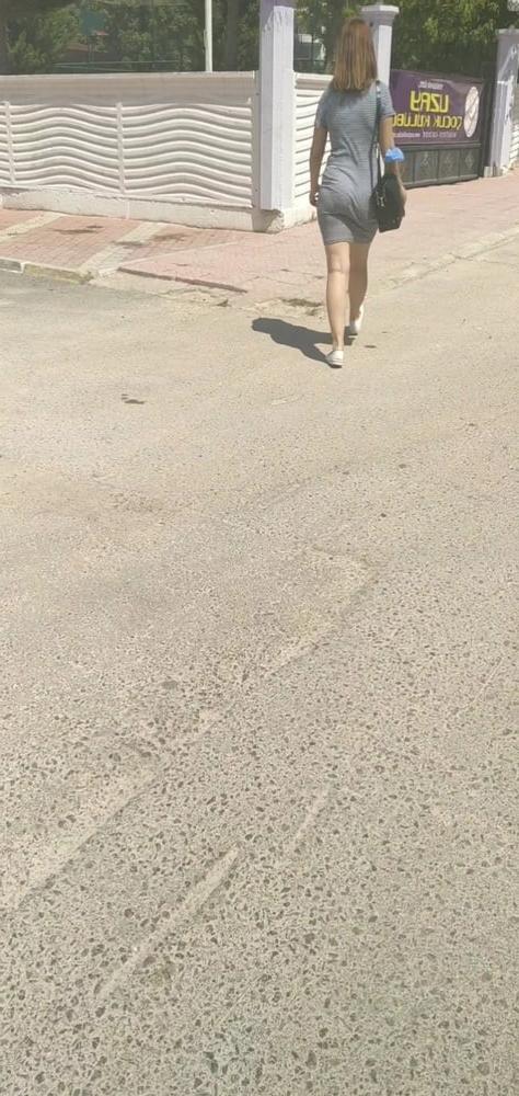 25P Turkish candid teens pantyline