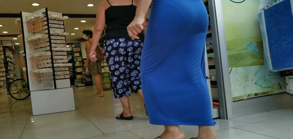 25P Turkish candid teens pantyline