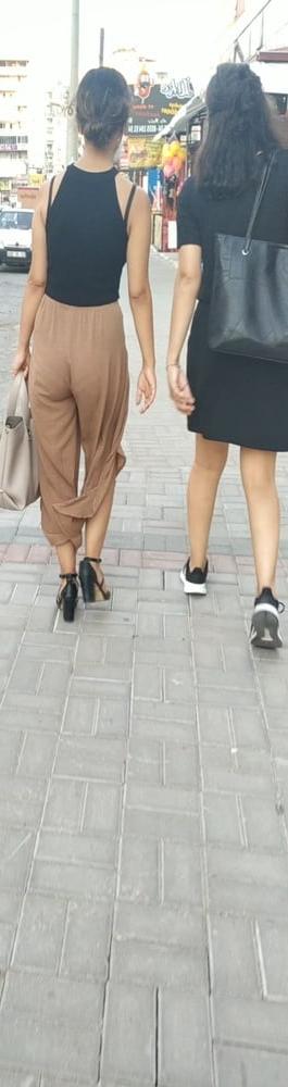 25P Turkish candid teens pantyline
