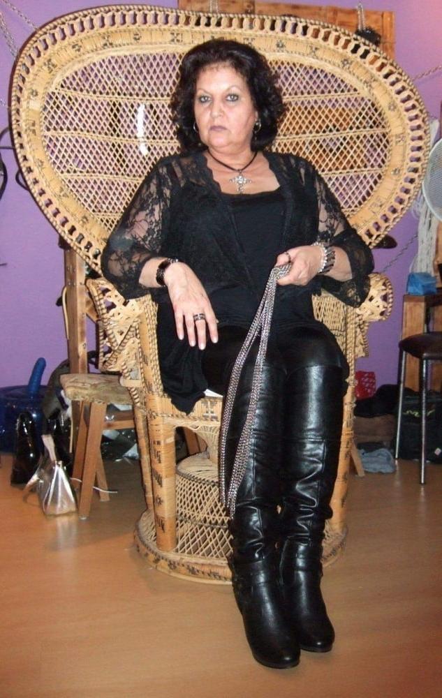 25P Granny_Goddess